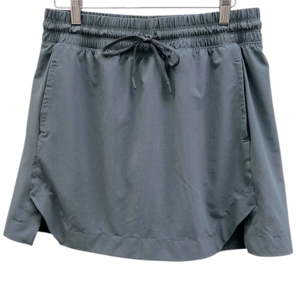 Apana Pants - Apana Athletic Skort with pockets size‎ m